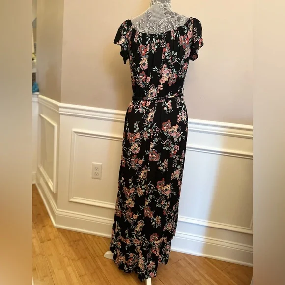 Xhilaration Women’s Black Floral Faux Wrap High Low Dress - Medium - Picture 10 of 10